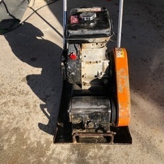 転圧機　プレート　年内値引きします