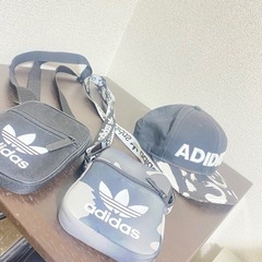 adidas１つ1000円