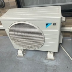 ダイキン エアコン(本体・室外機・ホース・リモコン)