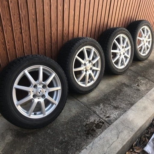 現在取扱を中止してます。新車購入のため不要になったスタッドレス  