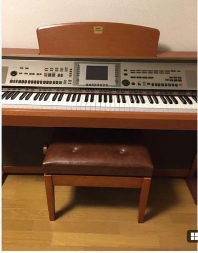 YAMAHA CVP-305 クラビノーバ　電子ピアノ　CVP305