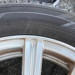 【取引者決定】175/65R15 スタットレスタイヤ4本セット。