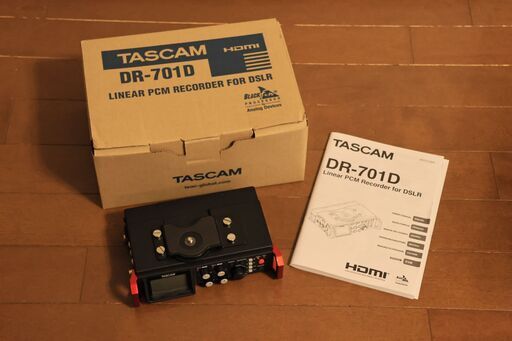 TASCAM　DR-701D動画撮影用 6トラックオーディオフィールドレコーダー/ミキサー