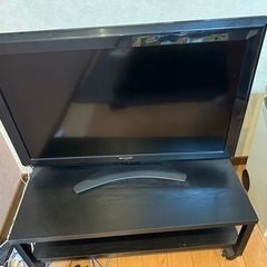 【受け渡し者決まりました】テレビ、テレビ台のセット