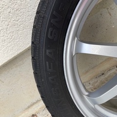 スタッドレスタイヤ215-45R-17