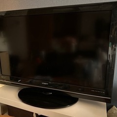 HITACHI 37インチ 液晶テレビ