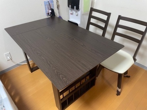 伸張式食卓テーブル2人用(ダイニングテーブル+イス2脚)