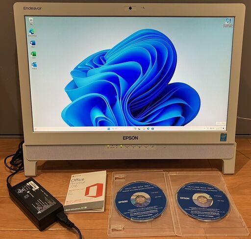 EPSON Endeavor PT110E Windows11 Pro Core i3 4GB 120GB 21.5インチ フルHD カメラ内蔵 リカバリDVD付 Office Personal 2016