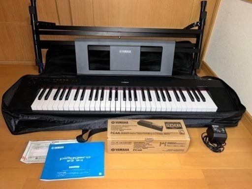 ピアジェーロキーボードYAMAHA NP-12B 61鍵盤