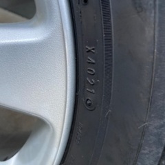 ニッサン純正アルミホイルタイヤサイズ215×65×16製造21年製造