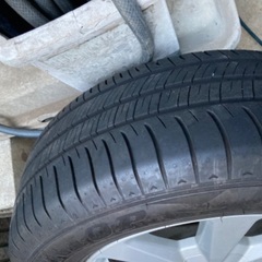 ニッサン純正アルミホイルタイヤサイズ215×65×16製造21年製造