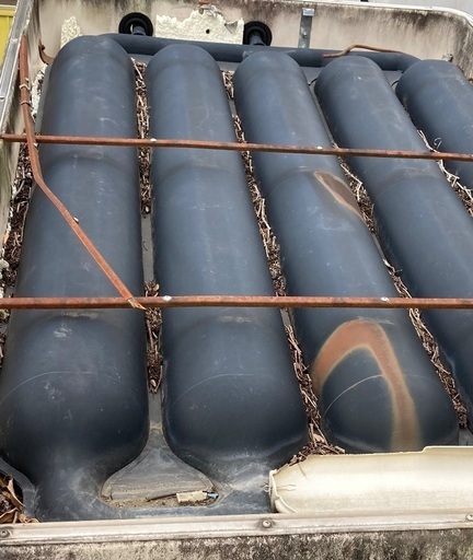ソーラー　温水機