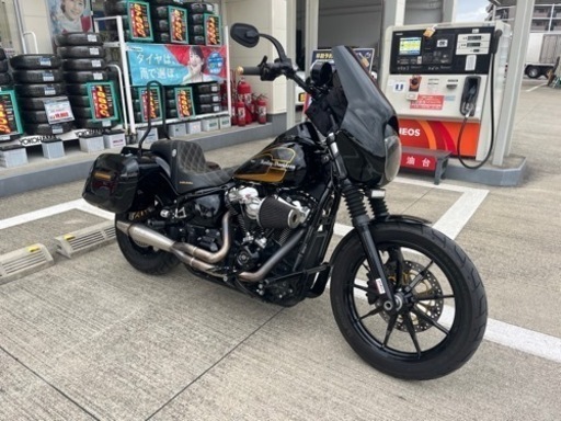 ハーレー　FXLR   ソフテイルローライダー　M8