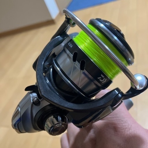 【超美品】ダイワ　カルディア18 LT2500