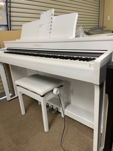 機能良好、中古美品　白い 電子ピアノKAWAI　CN370GP　16年製　椅子付き