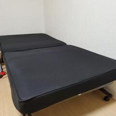 シングルサイズ　ニトリ電動ベッド　元値5万円　介護ベッド