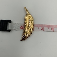 売り切れました。K18 フェザートップ ダイヤモンドペンダント 3.6g 0.05ct