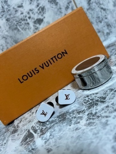 LOUIS VUITTON ワイヤレスイヤホン　動作確認済み　付属品完備　ルイヴィトン