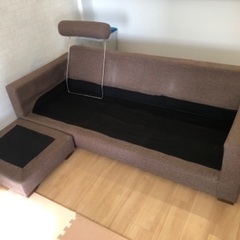 美品　3人掛けソファー