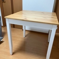 IKEA ダイニングテーブル