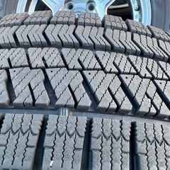 スタッドレス4本セット美品！