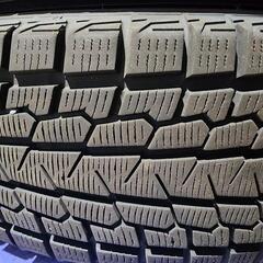 デリカD5アルミホイールスタッドレスタイヤ