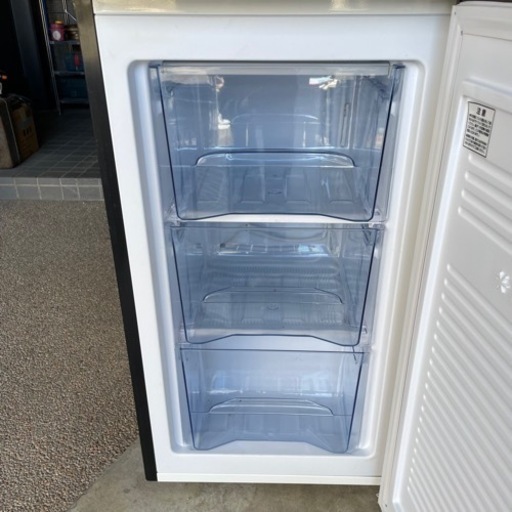 f●■アイリスオーヤマ冷凍庫60Ｌ・右開き ブラック 小型冷凍ストッカー 2020年式