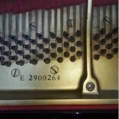 ヤマハ　グランドピアノ　G2E 