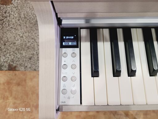 週末限定価格【電子ピアノ】KAWAI　CN29A　20年製 KAWAI CN29A 中古 電子ピアノ 2020年製 椅子付き ホワイト カワイ