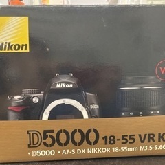 Nikon デジタル一眼レフカメラ D5000 レンズキット D...