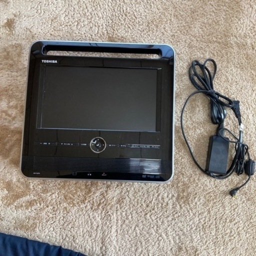 東芝12型 DVD内臓地デジ液晶テレビポータロウ