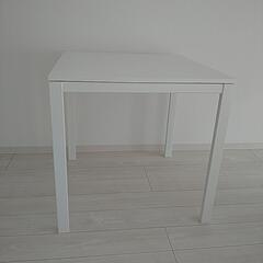 テーブル　IKEA　メルトルプ