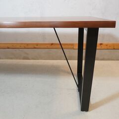 大川の家具メーカーSHIGIYMA(シギヤマ家具)のウォールナット無垢材 