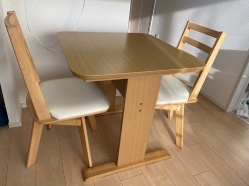 ニトリダイニングテーブルテーブル椅子セット1〜2人用 (ゆーすけ