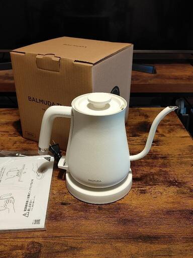 美品！バルミューダ 電気ケトル BALMUDA The Pot ホワイト K02A-WH 2021年製