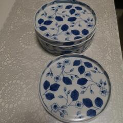 青い花柄のお皿5枚