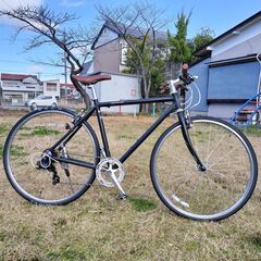 軽いアルミフレームで通勤・通学に最適！ 7段変速クロスバイク WEEKENDBIKES 510サイズ ブラック