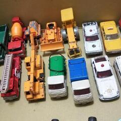 トミカ 絶版 30Z ハコスカ コスモスポーツ 911 カウンタック クジラ