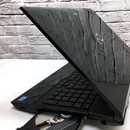 ☆最速最新Win11 23H2☆【富士通 AH47/H】最強 i7 / 新品SSD1000GB