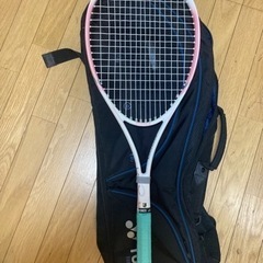 ソフトテニスラケット（ケース付き！）