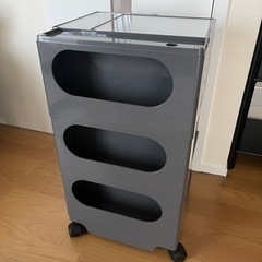 ボビーワゴン　3段3トレイ　トルネードグレー　美品