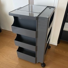 ボビーワゴン　3段3トレイ　トルネードグレー　美品