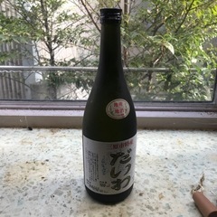 ワイン　日本酒の空き瓶　無料で。の画像