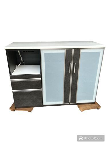 ニトリ　レンジ棚　食器棚　キャビネット　キッチンボード　スライドレール　コンセント付き