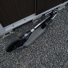 希少 エアータイヤ換装　GLOBBER ONE-NL205デラックス　ブラック