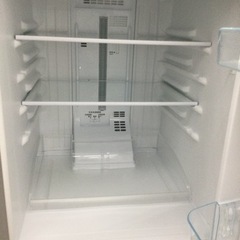 ✨耐熱トップテーブル搭載❗️34L大きめ冷凍室❗️ガラストレイ 