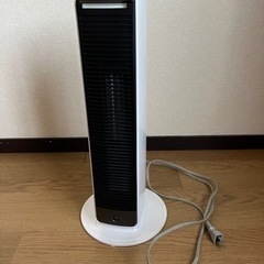 コイズミ 電気ファンヒーター  ミニ　KHF-0865