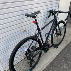 美品‼︎ ☆前後タイヤ良品☆   700C   ロードバイク　防犯登録料込価格︎‼︎