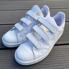 アディダスadidas ベルクロ白スタンスミス 23.5