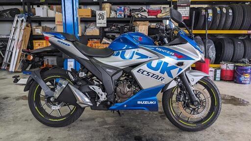 ジクサーSF250☆低走行☆100周年エクスターカラー